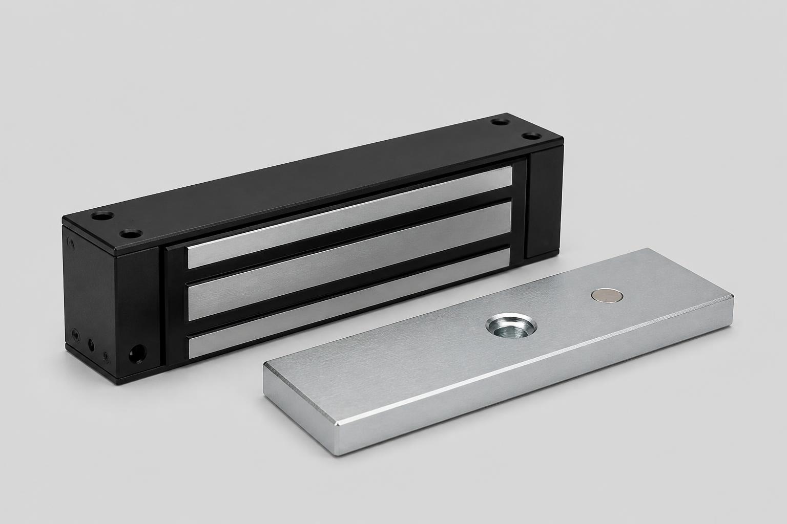 Locks products at Security City